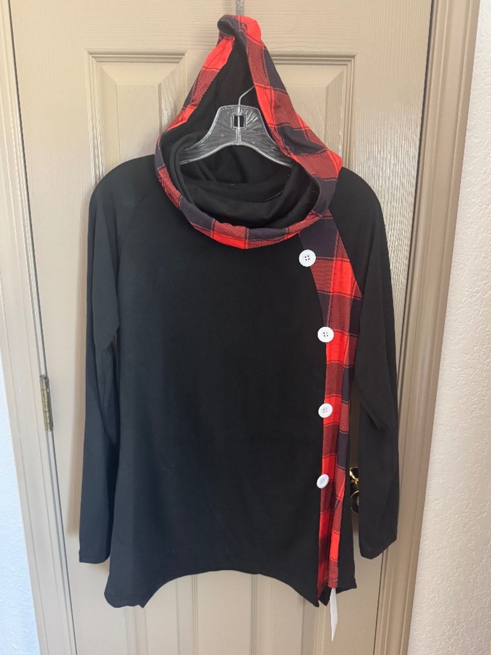 Women's new Camisa Long sleeve hooded cowl neck top Sz XL black / red